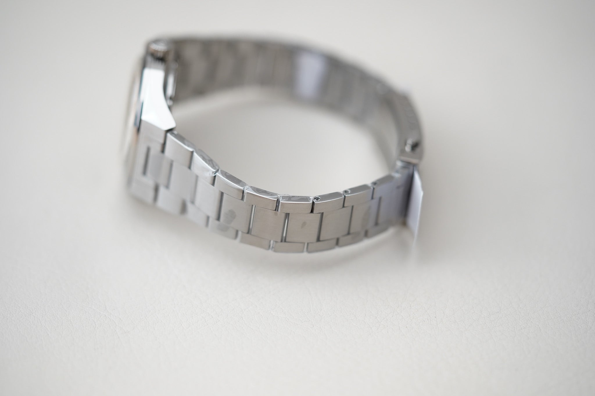 Nivada Grenchen F77 MK2 Open Heart Titanium 38mm 68023A77