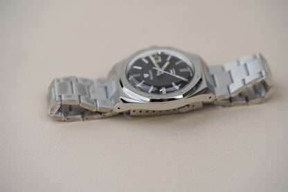 Nivada Grenchen F77 MK2 SST Beige Lume Black With Date Dial 69010A77
