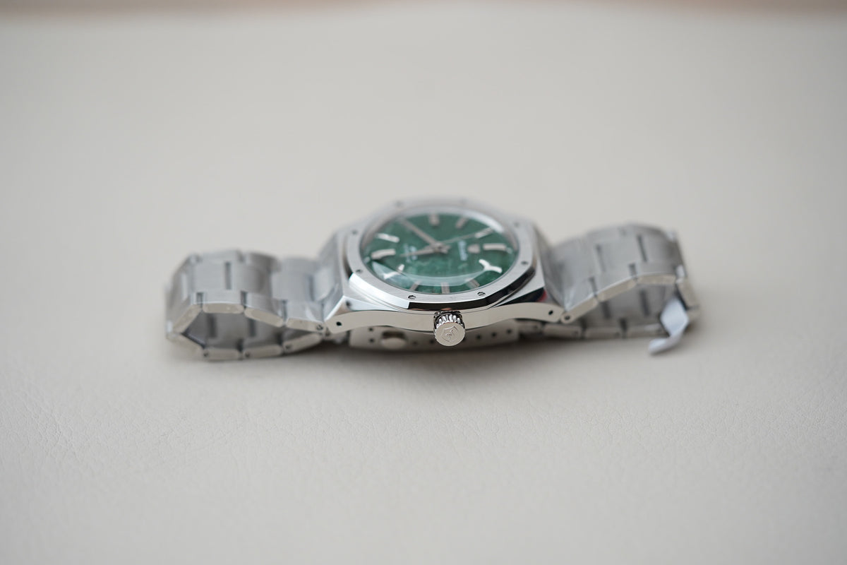 Nivada Grenchen F77 MK2 SST Green Aventurine Dial 68053A77