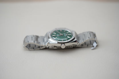 Nivada Grenchen F77 MK2 SST Green Aventurine Dial 68053A77