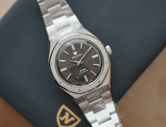 Nivada Grenchen F77 MK2 SST Meteorite 38mm 68049A77
