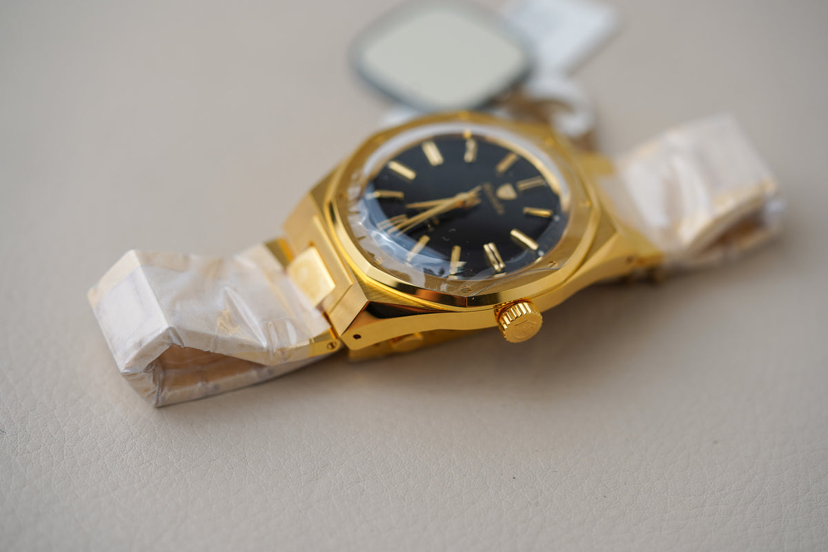 Nivada Grenchen F77 MKII Gold Black Dial 68028A77