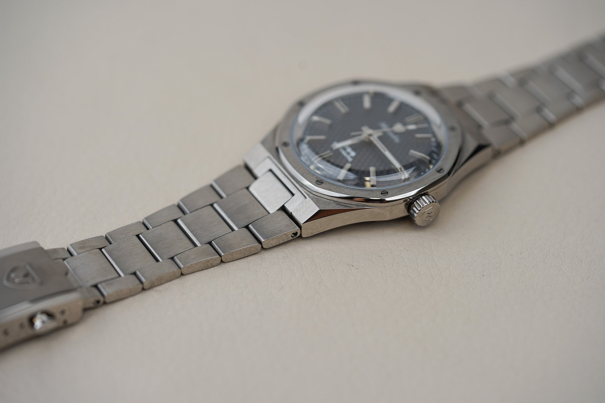 Nivada Grenchen F77 Titanium Anthracite MK1 68006A77