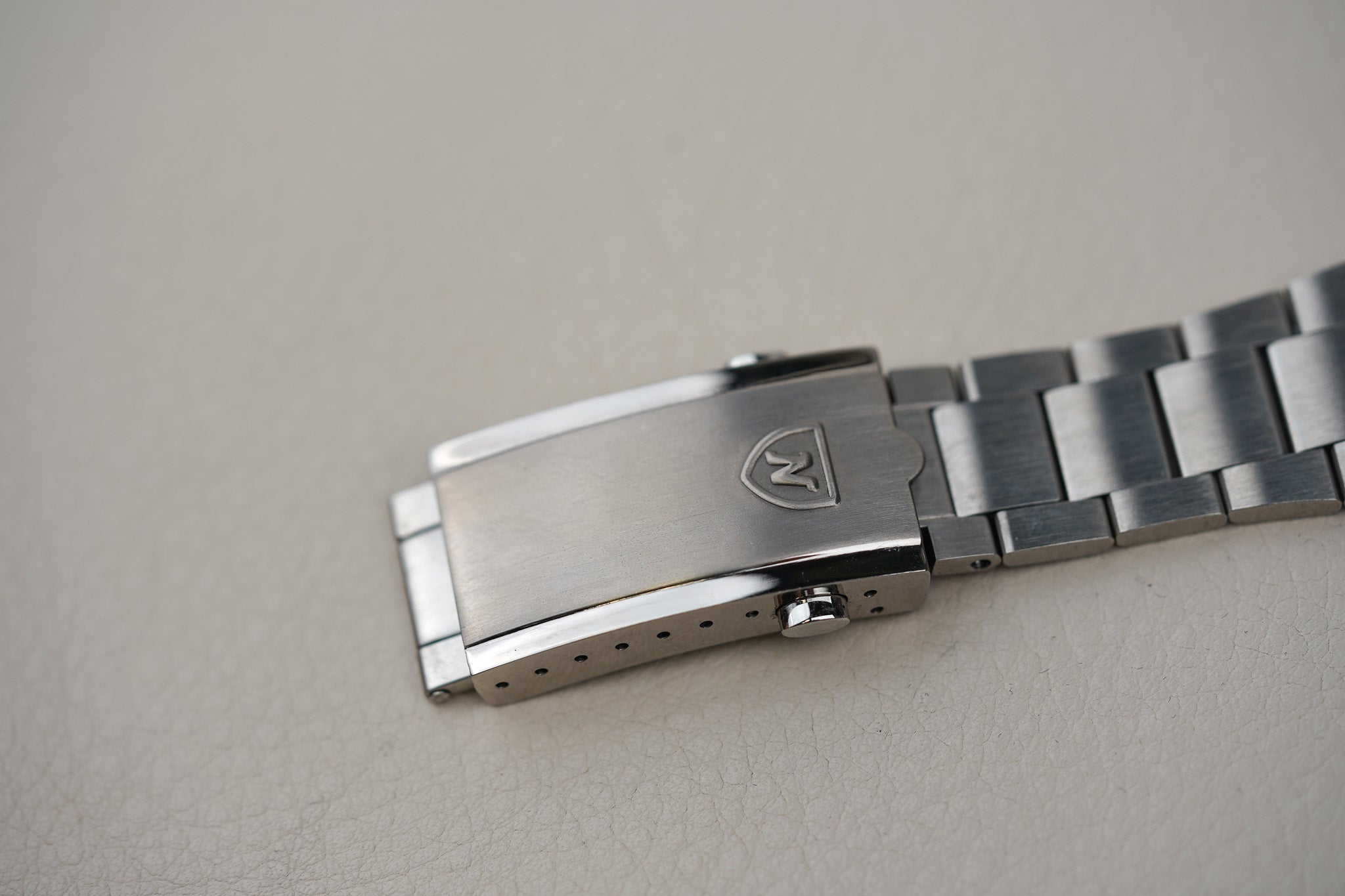 Nivada Grenchen F77 Titanium Anthracite MK1 68006A77
