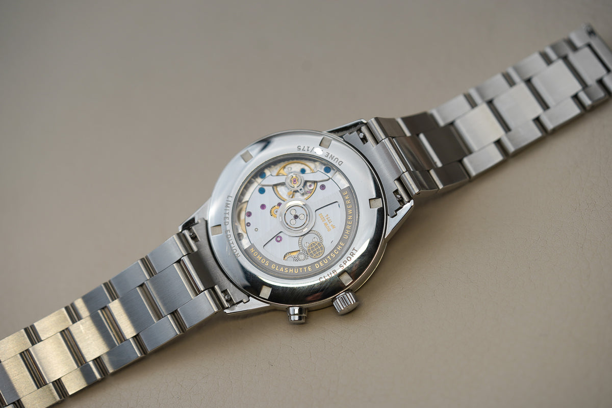 Nomos Club Sport Neomatik Worldtimer Dune Limited Edition 790.S6