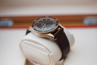 Omega Seamaster 300 Heritage Bronze Gold 234.92.41.21.10.001