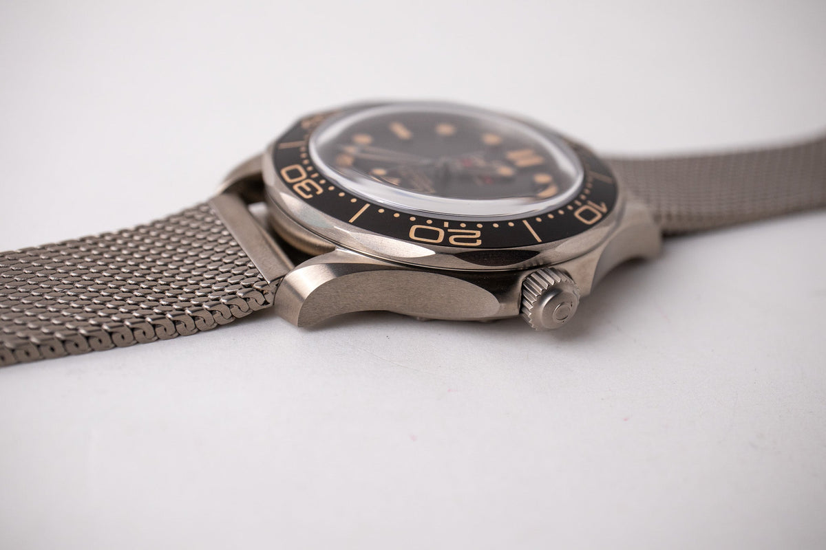Omega Seamaster 300M 007 Titanium 210.90.42.20.01.001