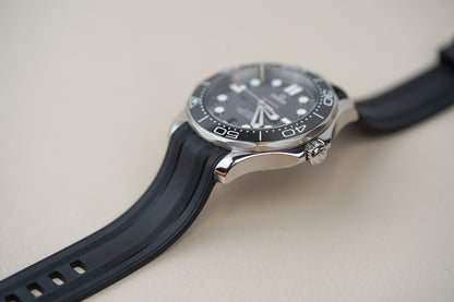Omega Seamaster 300M Black 210.32.42.20.01.001