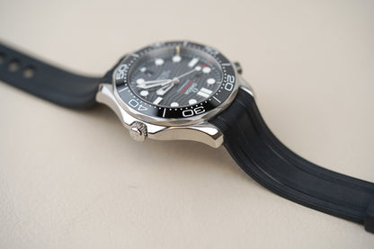 Omega Seamaster 300M Black 210.32.42.20.01.001