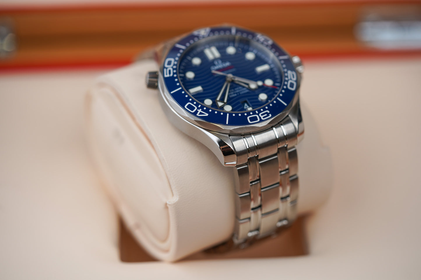 Omega Seamaster 300M Blue 210.30.42.20.03.001