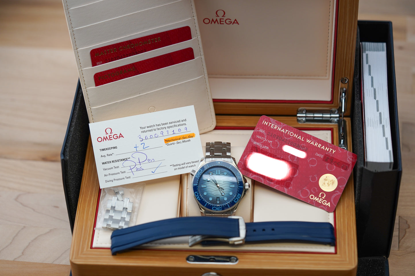 Omega Seamaster 300M Diver Summer Blue 210.30.42.20.03.003