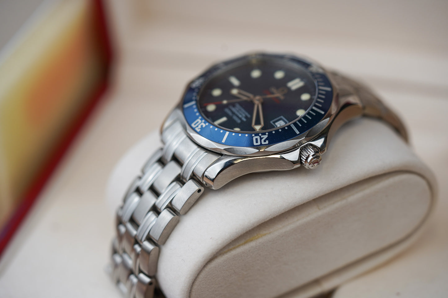 Omega Seamaster 300M James Bond 'Casino Royale' 2220.80