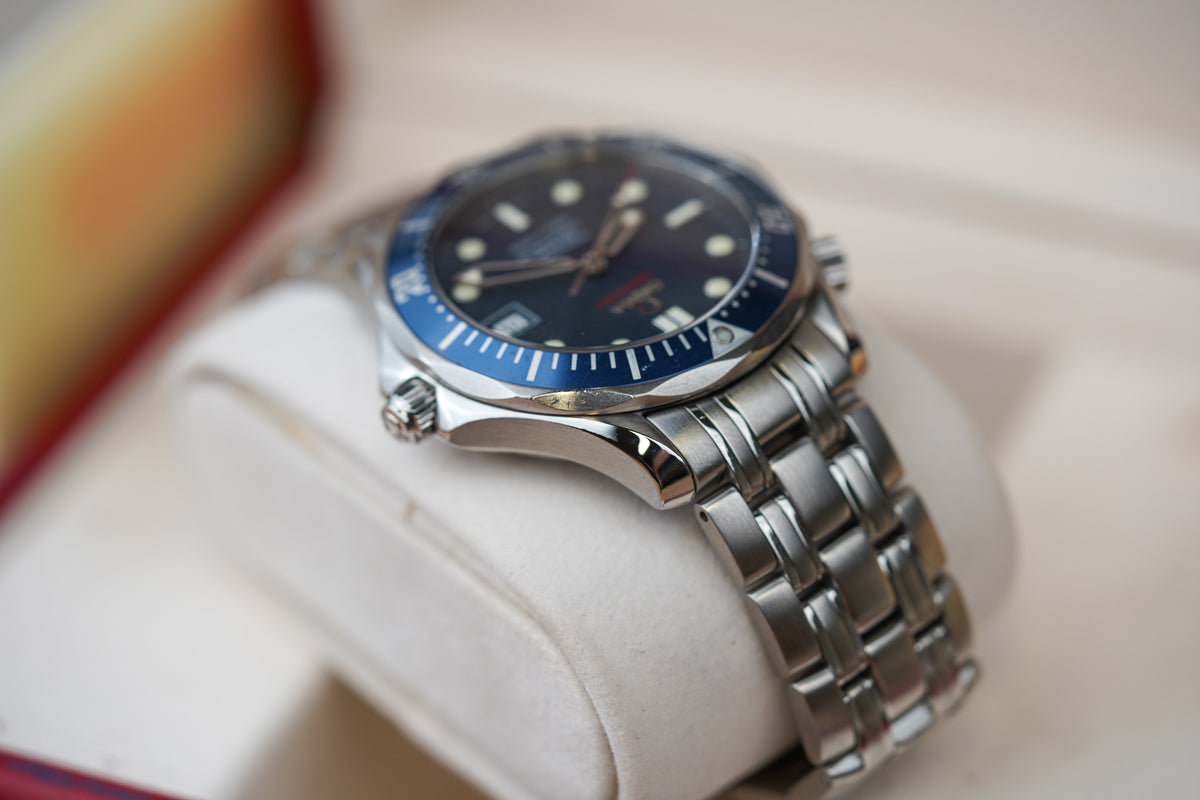 Omega Seamaster 300M James Bond 'Casino Royale' 2220.80