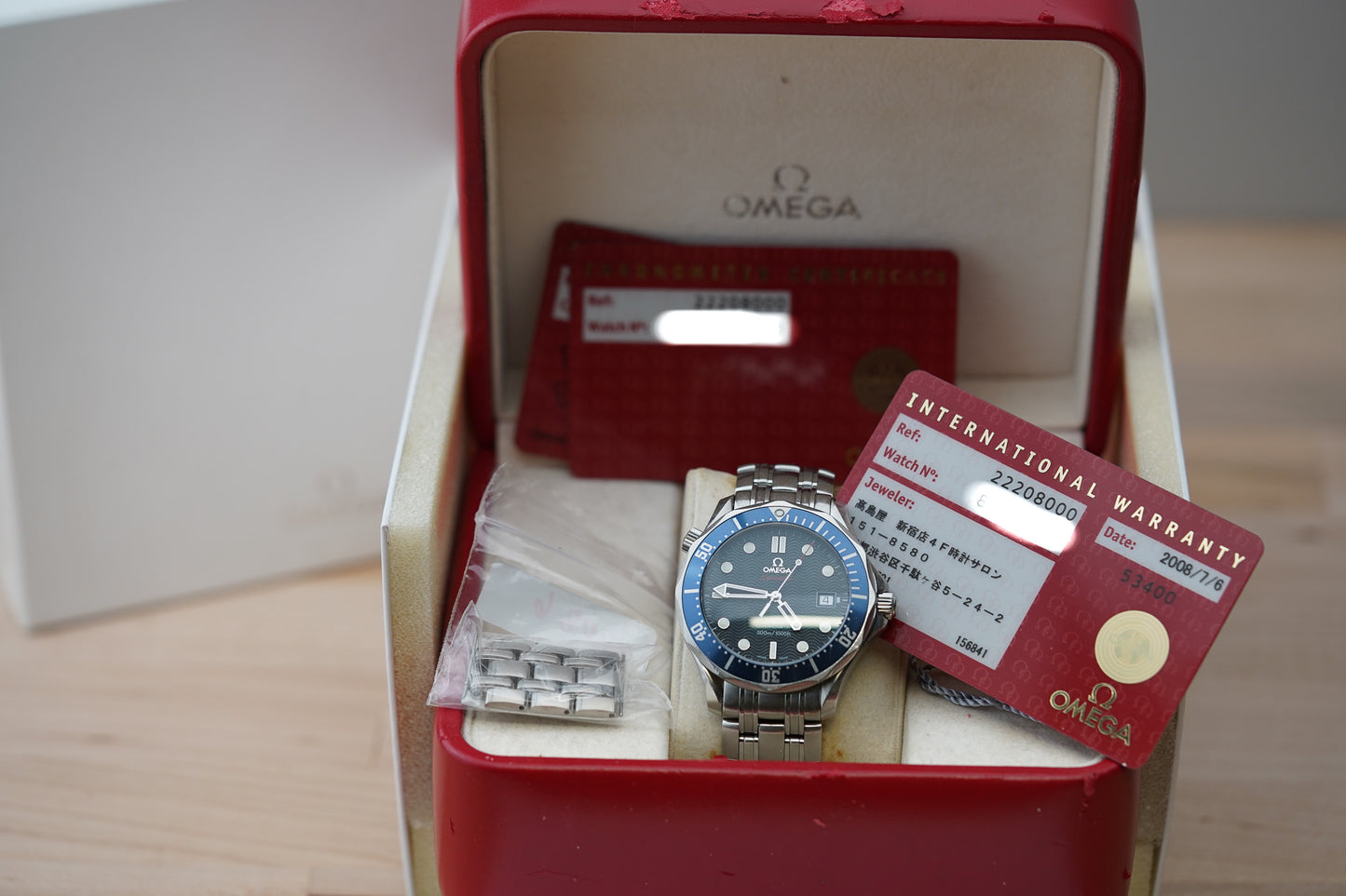Omega Seamaster 300M James Bond 'Casino Royale' 2220.80