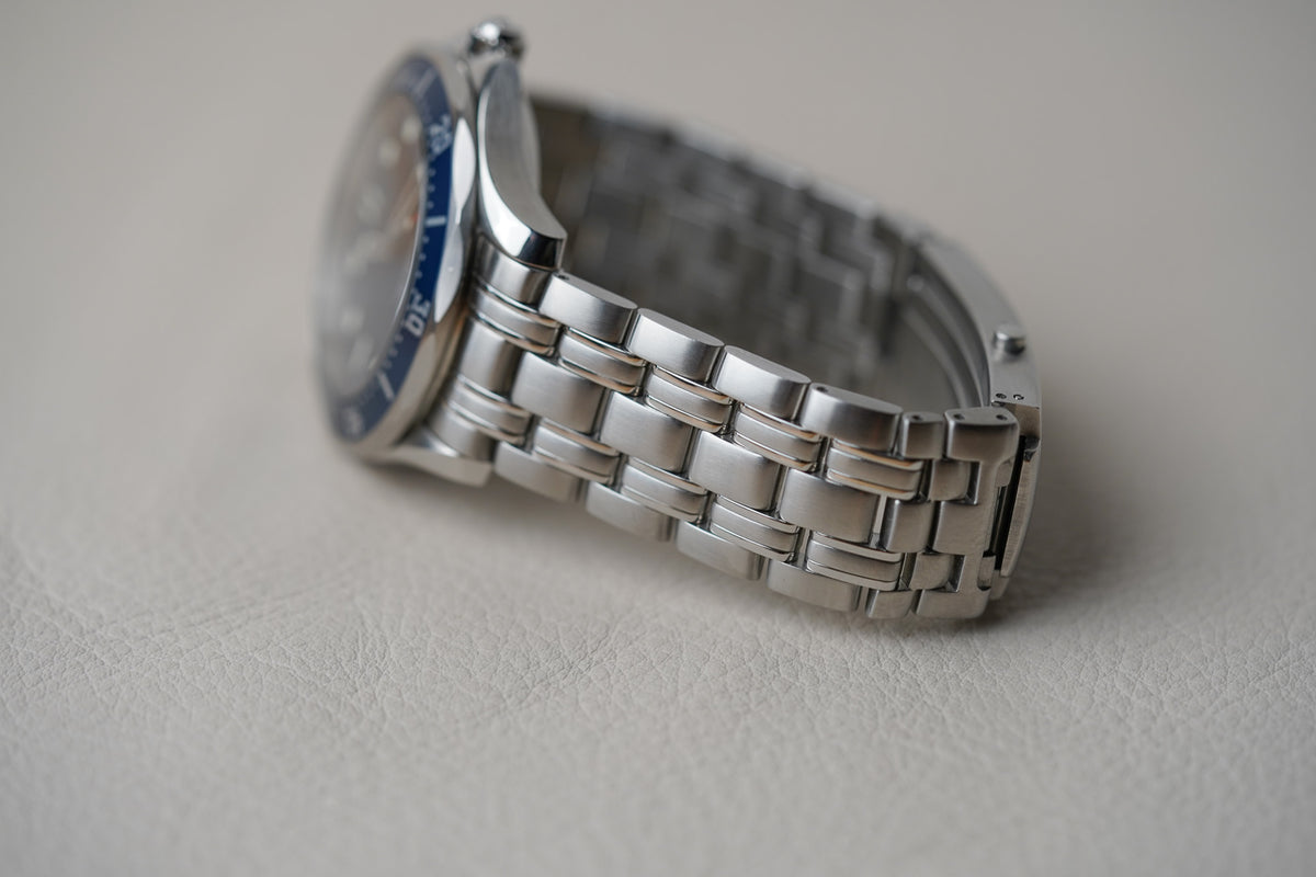 Omega Seamaster 300M James Bond 'Casino Royale' 2220.80
