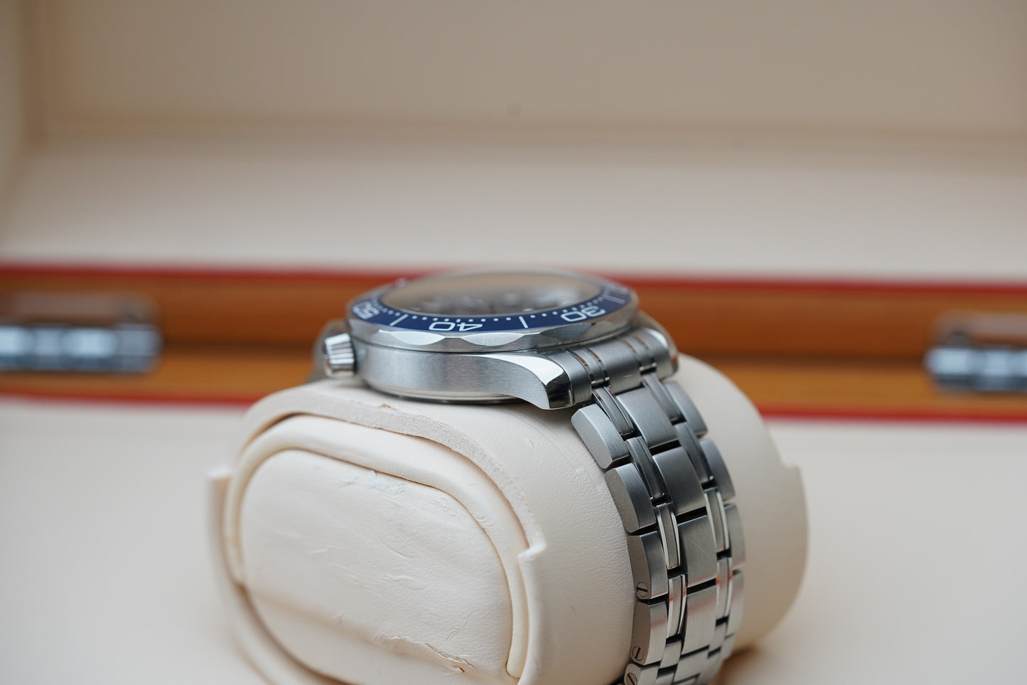 Omega Seamaster 300M Silver 210.32.42.20.06.001