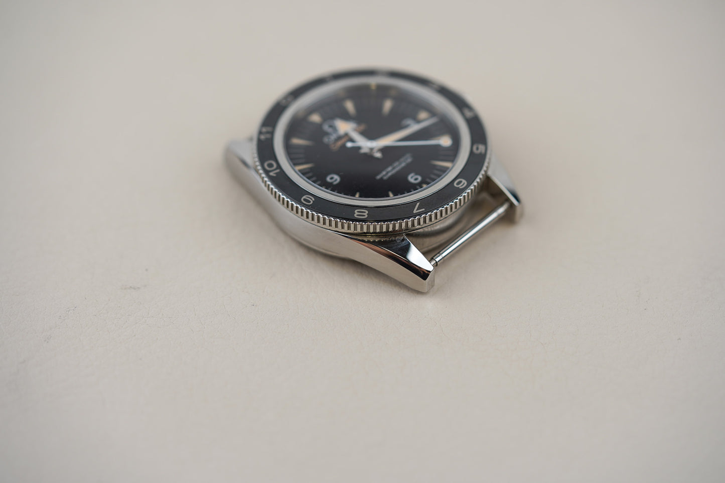 Omega Seamaster 300 Spectre James Bond 007 233.32.41.21.01.001