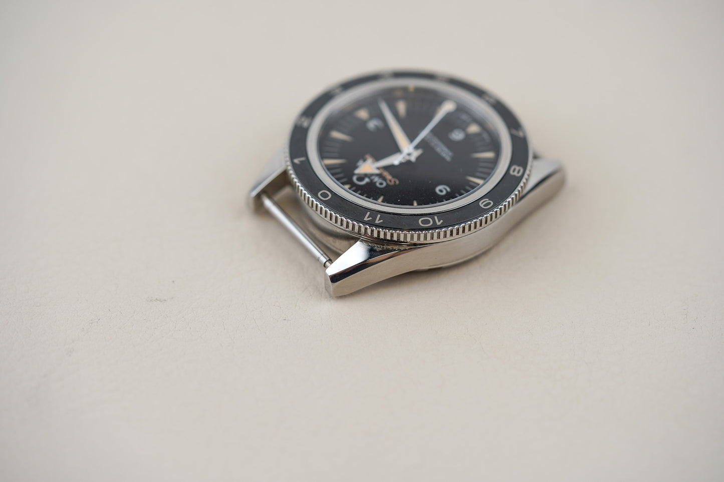 Omega Seamaster 300 Spectre James Bond 007 233.32.41.21.01.001