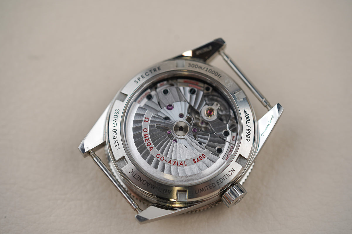 Omega Seamaster 300 Spectre James Bond 007 233.32.41.21.01.001