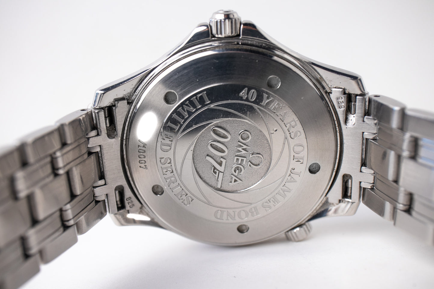Omega Seamaster 300m 007 James Bond 2537.80
