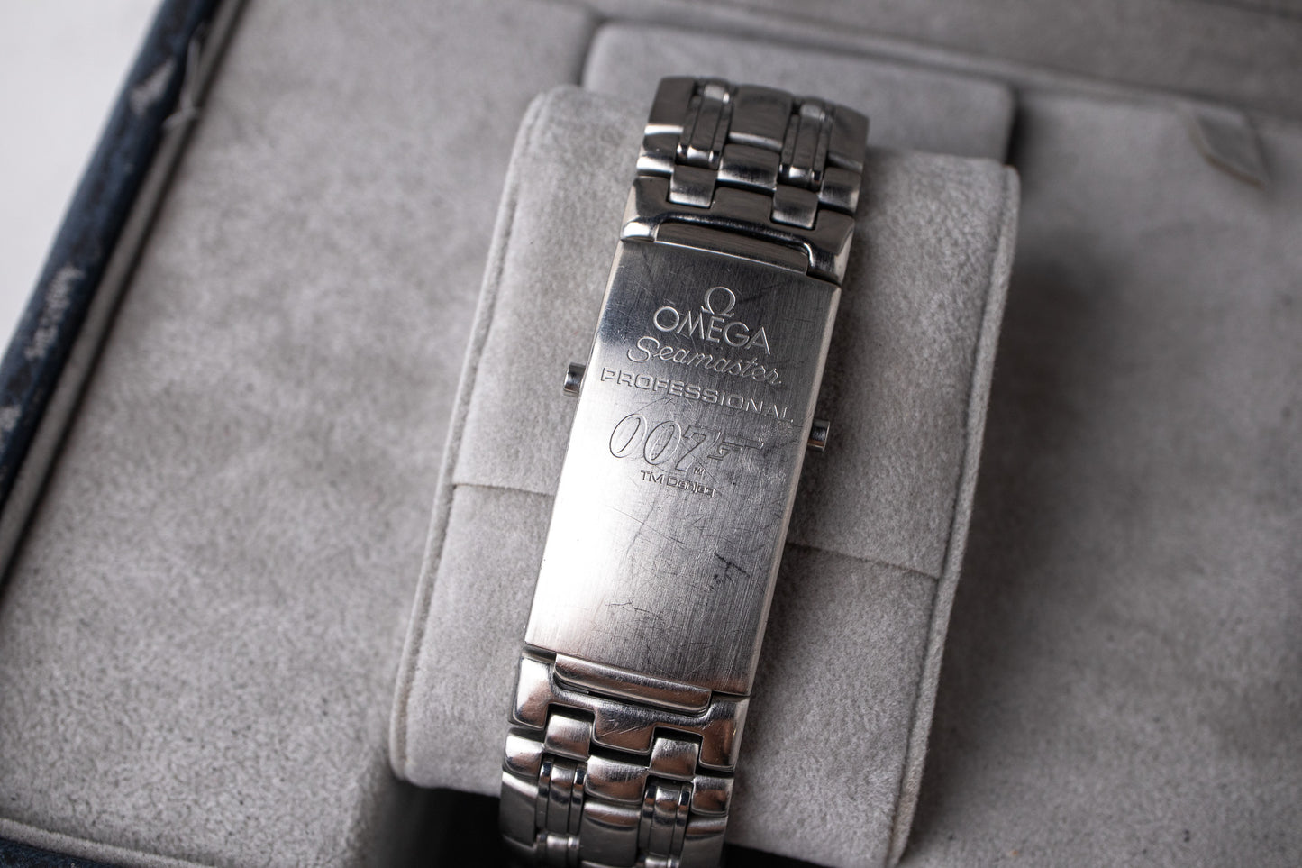 Omega Seamaster 300m 007 James Bond 2537.80