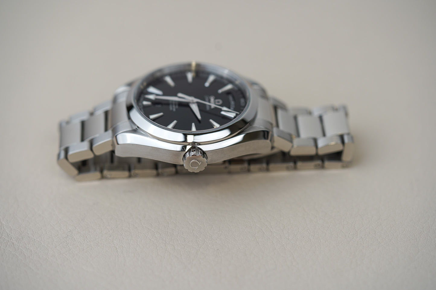 Omega Seamaster Aqua Terra Day-Date Black 150M 231.10.42.22.01.001