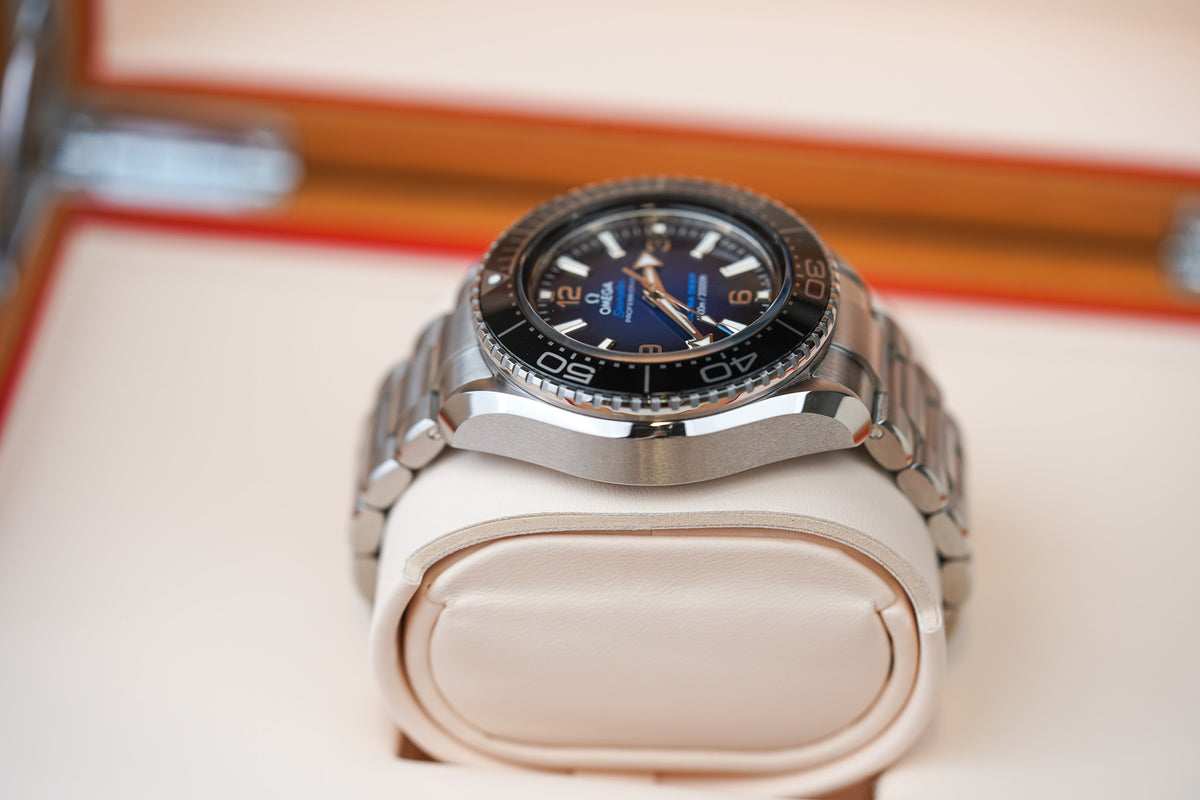 Omega Seamaster Planet Ocean 6000M Ultra Deep 215.30.46.21.03.001