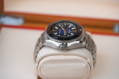 Omega Seamaster Planet Ocean 6000M Ultra Deep 215.30.46.21.03.001