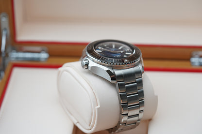 Omega Seamaster Planet Ocean 6000M Ultra Deep 215.30.46.21.03.001