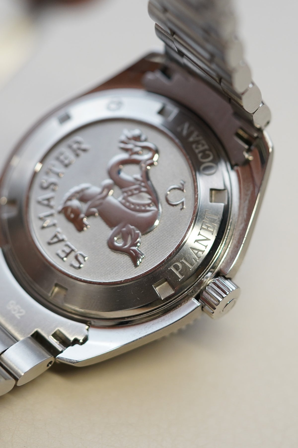 Omega Seamaster Planet Ocean 600M 2201.50