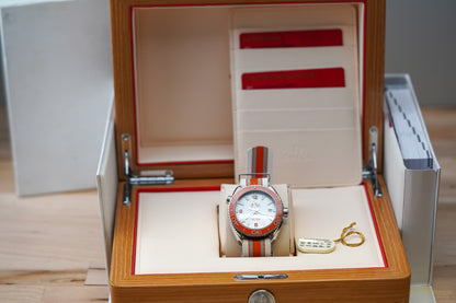 Omega Seamaster Planet Ocean 600M Creamsicle 215.32.44.21.04.001