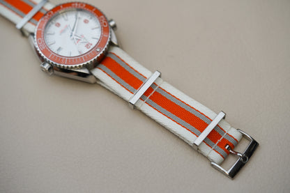 Omega Seamaster Planet Ocean 600M Creamsicle 215.32.44.21.04.001