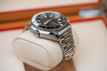 Omega Seamaster Planet Ocean 600M GMT "Oreo" 215.30.44.22.01.001