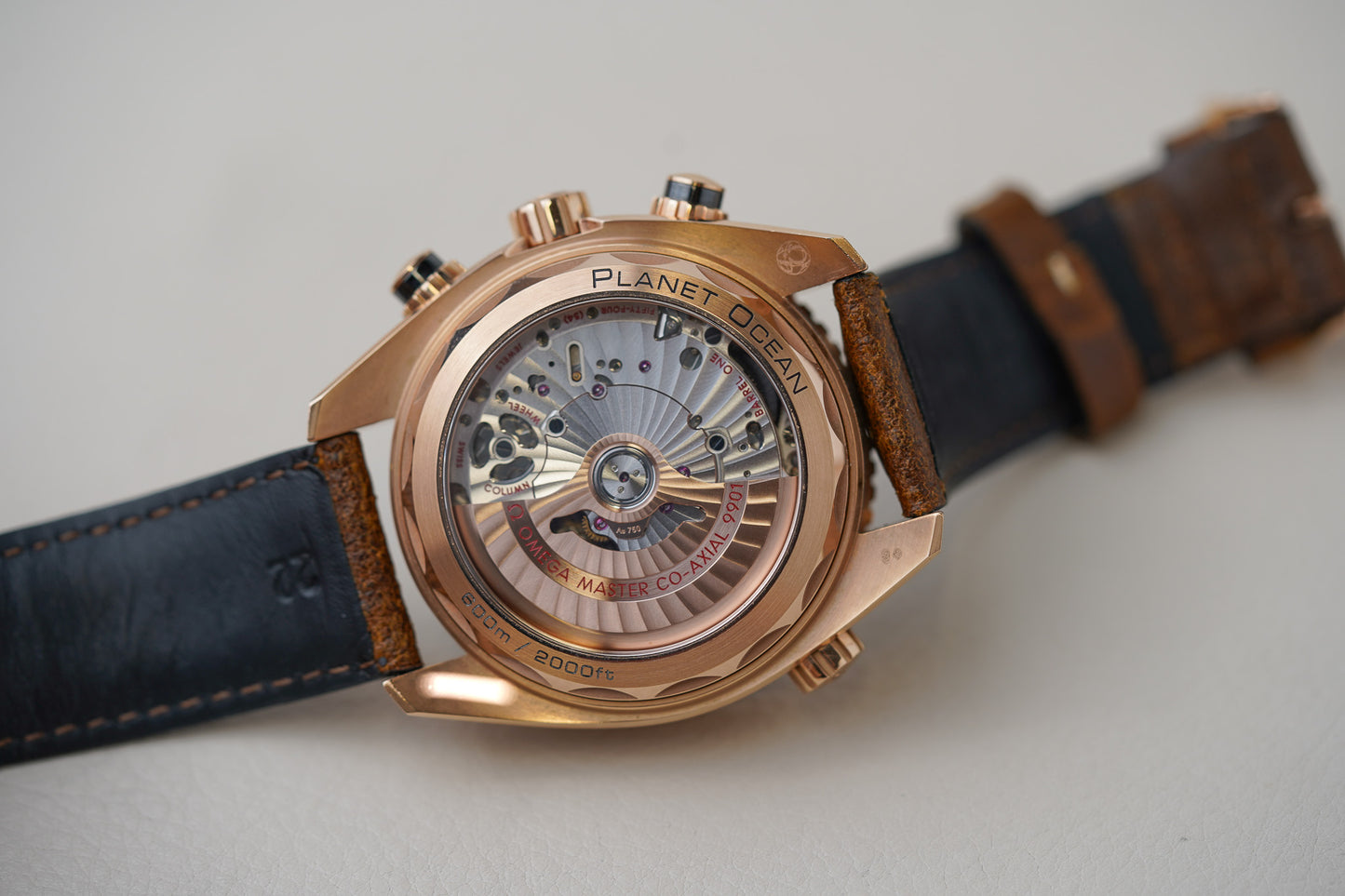 Omega Seamaster Planet Ocean Chronograph 600M Sedna Gold 215.63.46.51.01.001