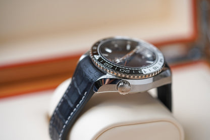 Omega Seamaster Planet Ocean GMT 43.5mm "Oreo" 215.30.44.22.01.001