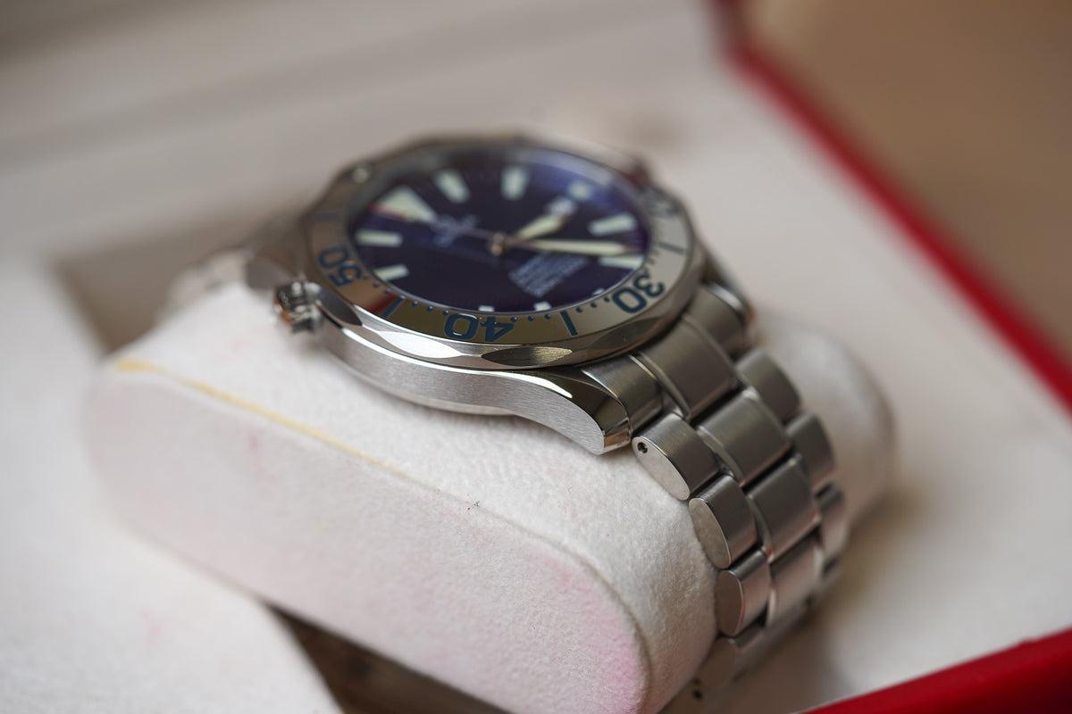 Omega Seamaster 'Electric Blue' 2255.80 41mm