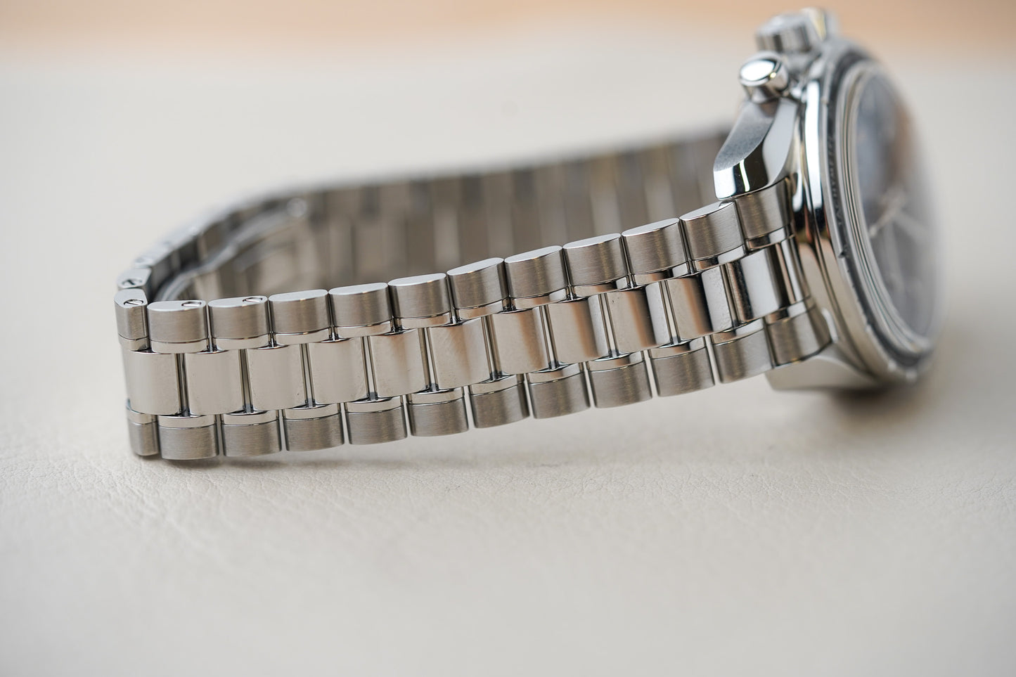 Omega Speedmaster 38mm 324.30.38.50.01.001