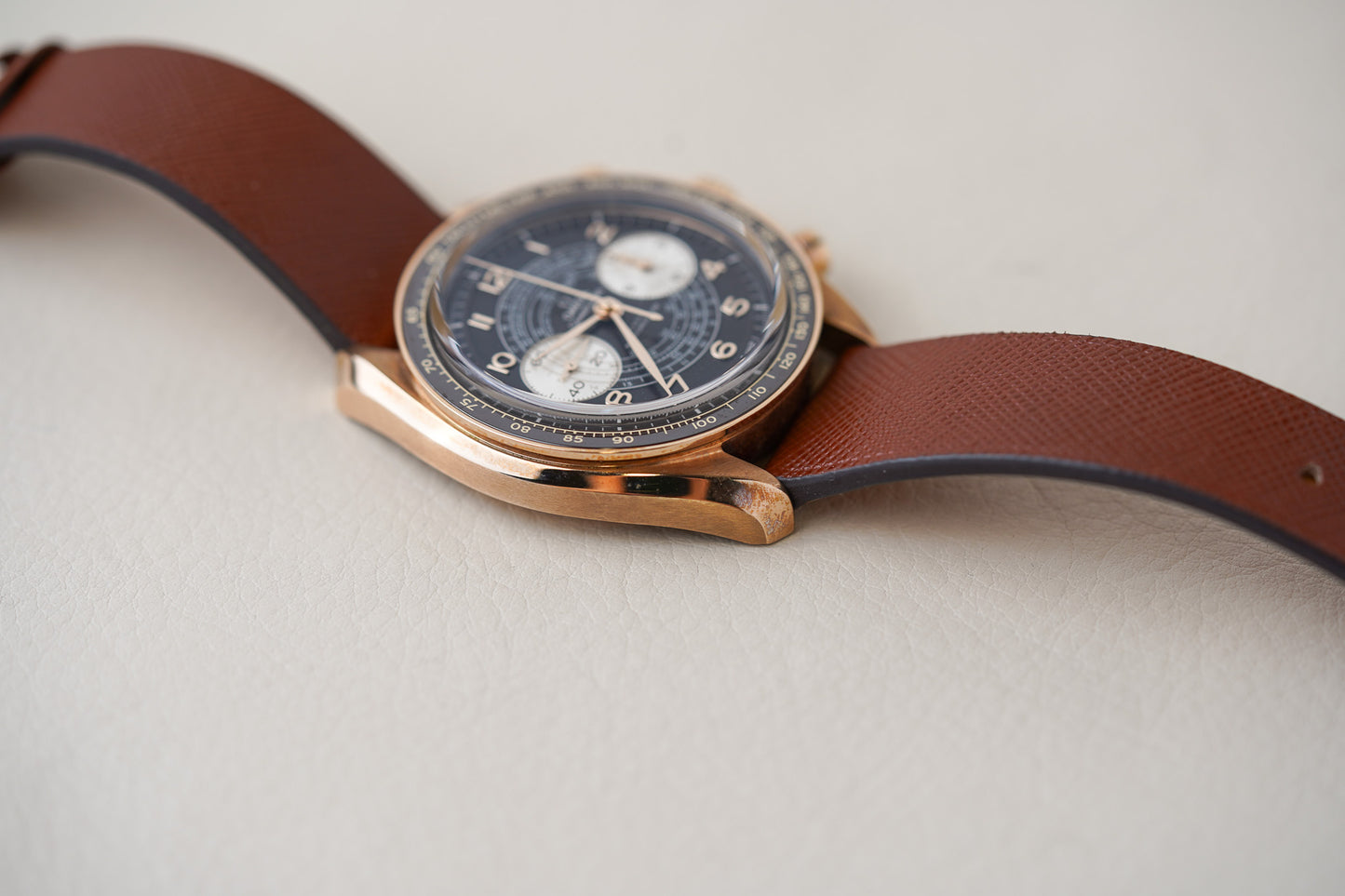 Omega Speedmaster Chronoscope Bronze Gold 329.92.43.51.10.001