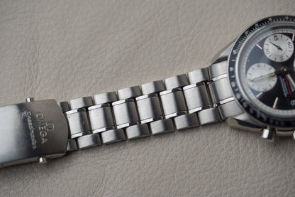 Omega Speedmaster Date 40mm 3210.51