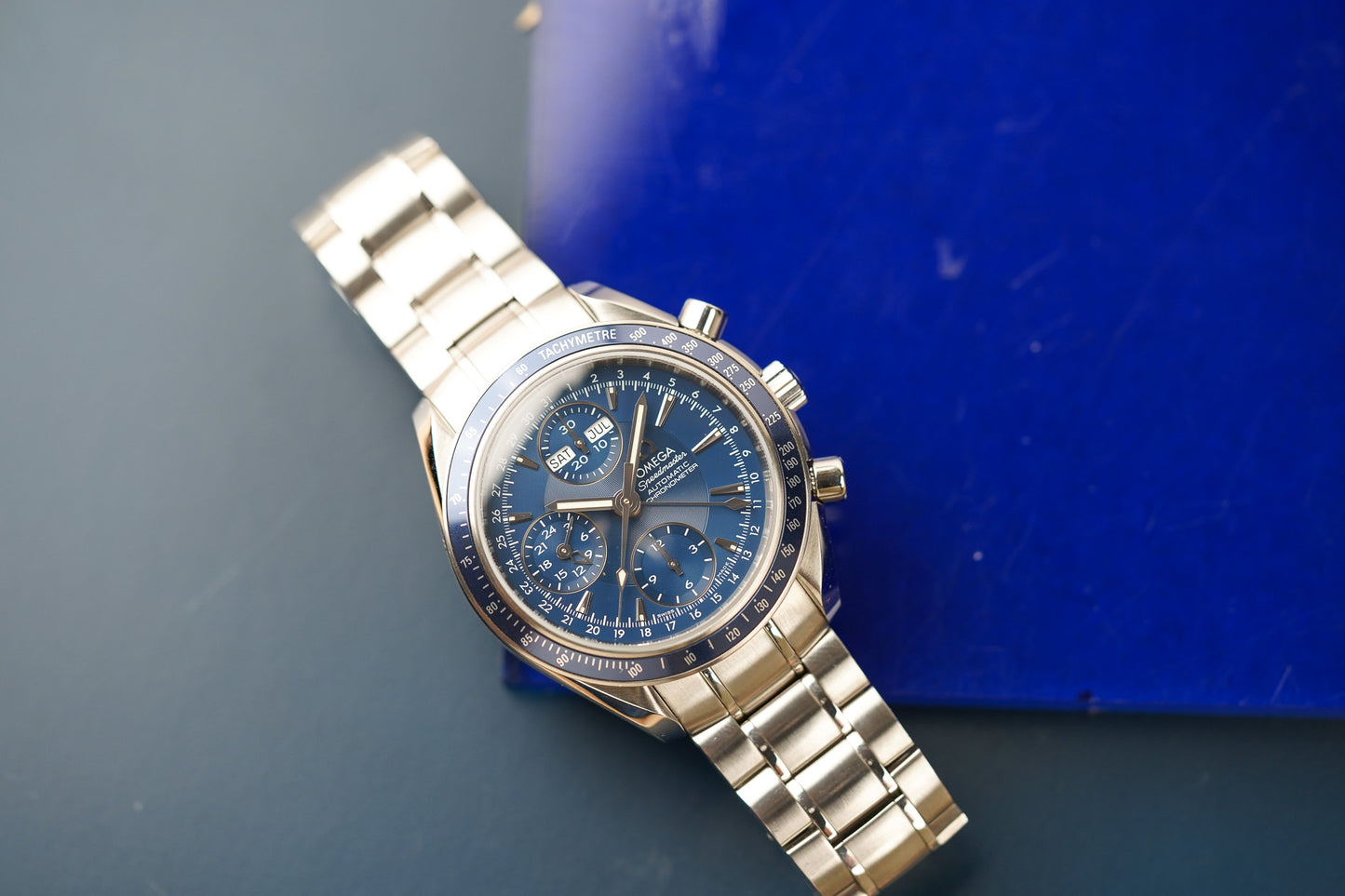 Omega Speedmaster Day-Date Reduced Blue 3222.80