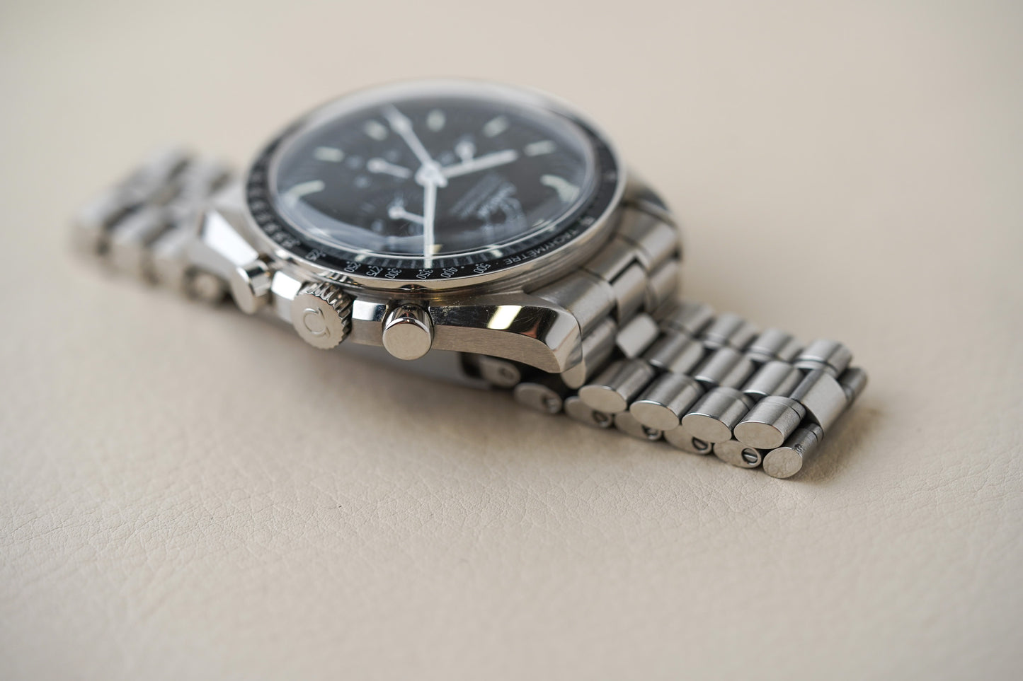 Omega Speedmaster Hesalite 310.32.42.50.01.001