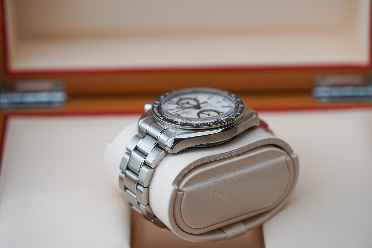 Omega Speedmaster Racing 329.30.44.51.04.001