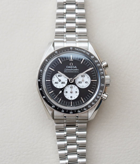Omega Speedmaster Reverse Panda 310.30.42.50.01.004