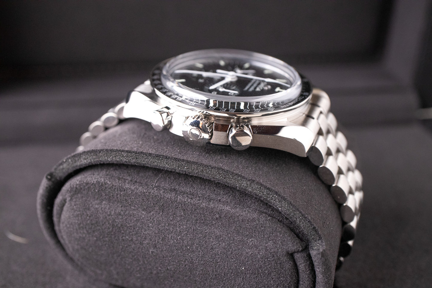 Omega Speedmaster Sapphire 310.30.42.50.01.002