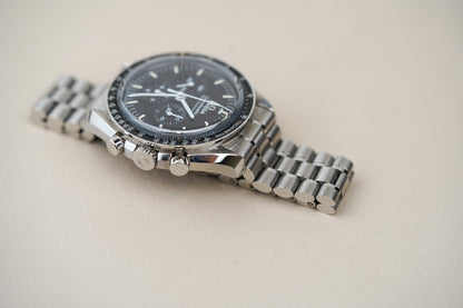Omega Speedmaster Sapphire Sandwich 310.30.42.50.01.002 Black Dial