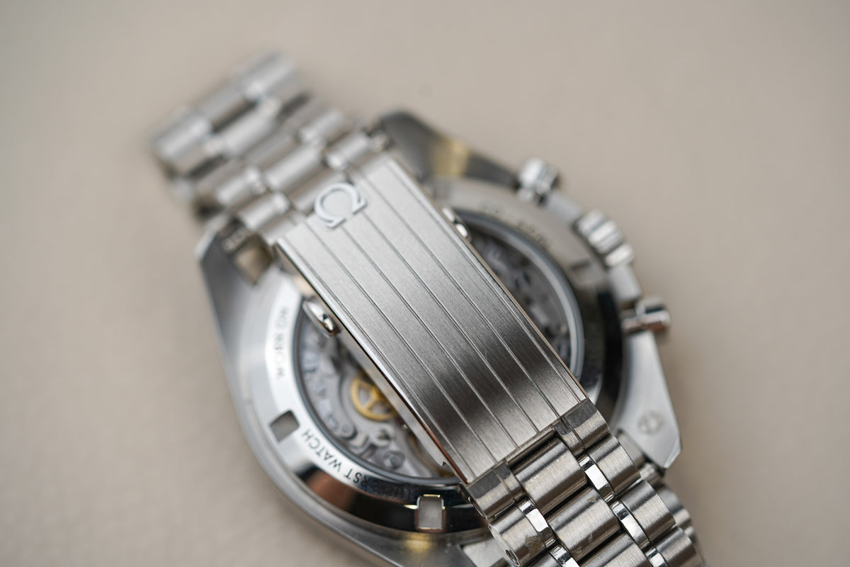 Omega Speedmaster Sapphire Sandwich 310.30.42.50.01.002 Black Dial