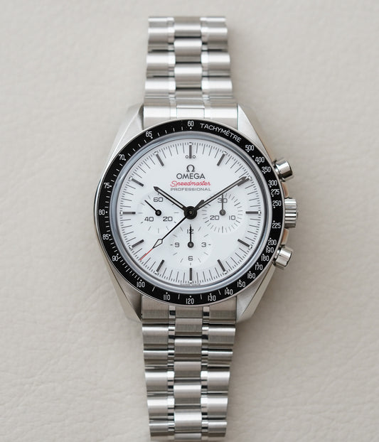 Omega Speedmaster White 310.30.42.50.04.001