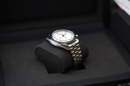 Omega Speedmaster White Moonwatch 310.30.42.50.04.001