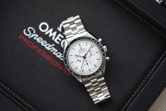 Omega Speedmaster White Moonwatch 310.30.42.50.04.001