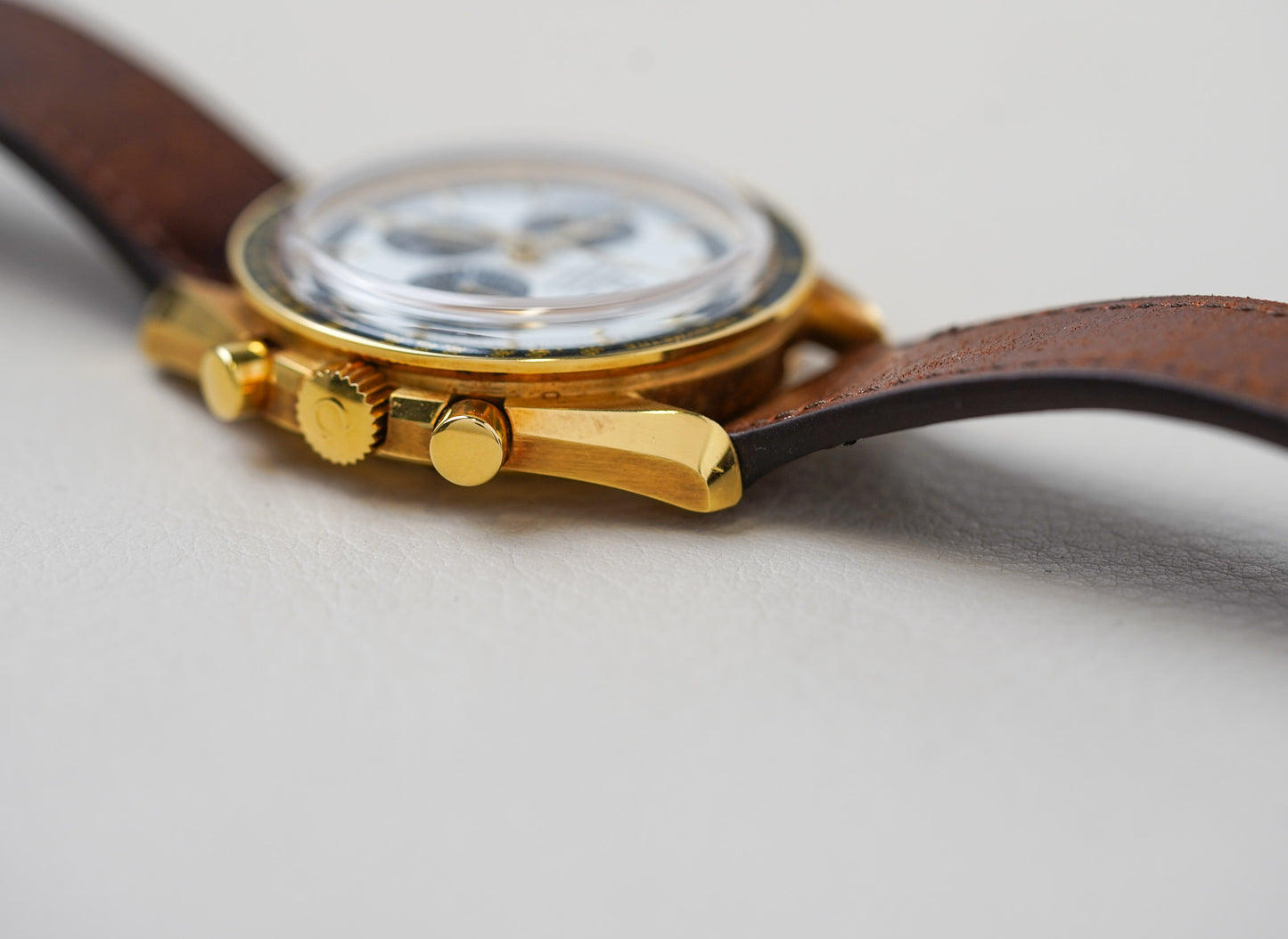 Omega Speedmaster 'Golden Panda' 3690.30
